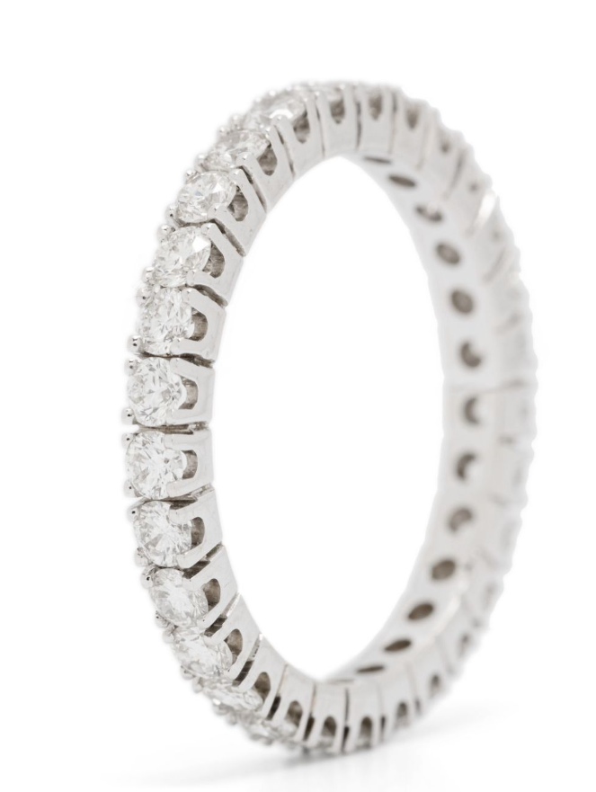 18kt white gold diamonds ring