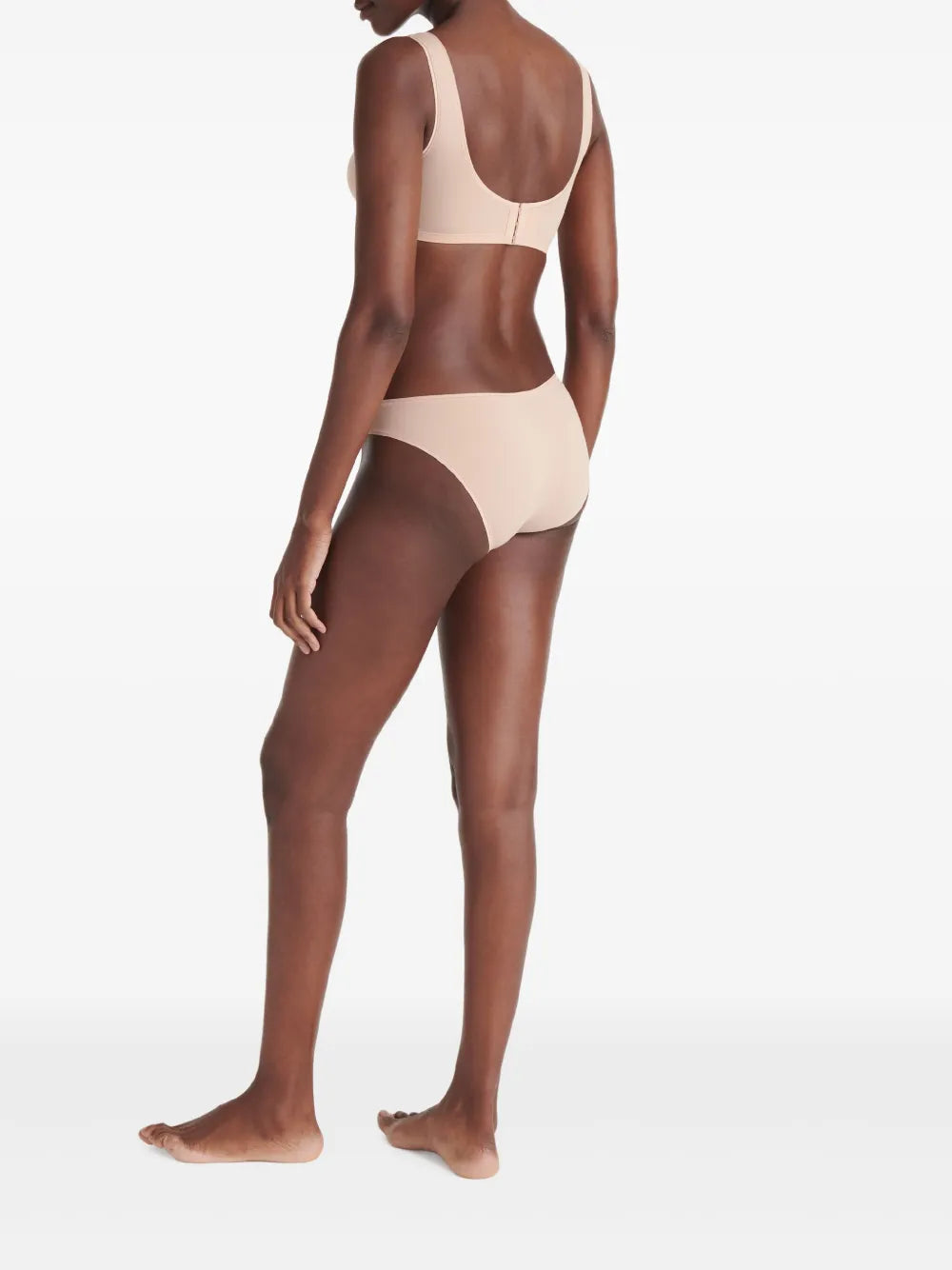 Enora briefs