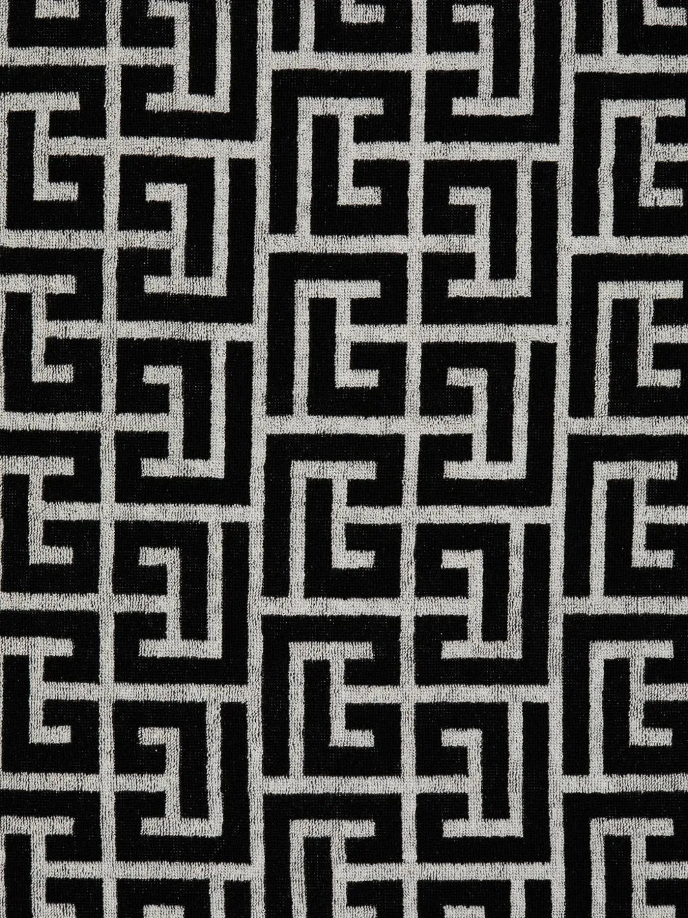 PB Labyrinth-print beach towel