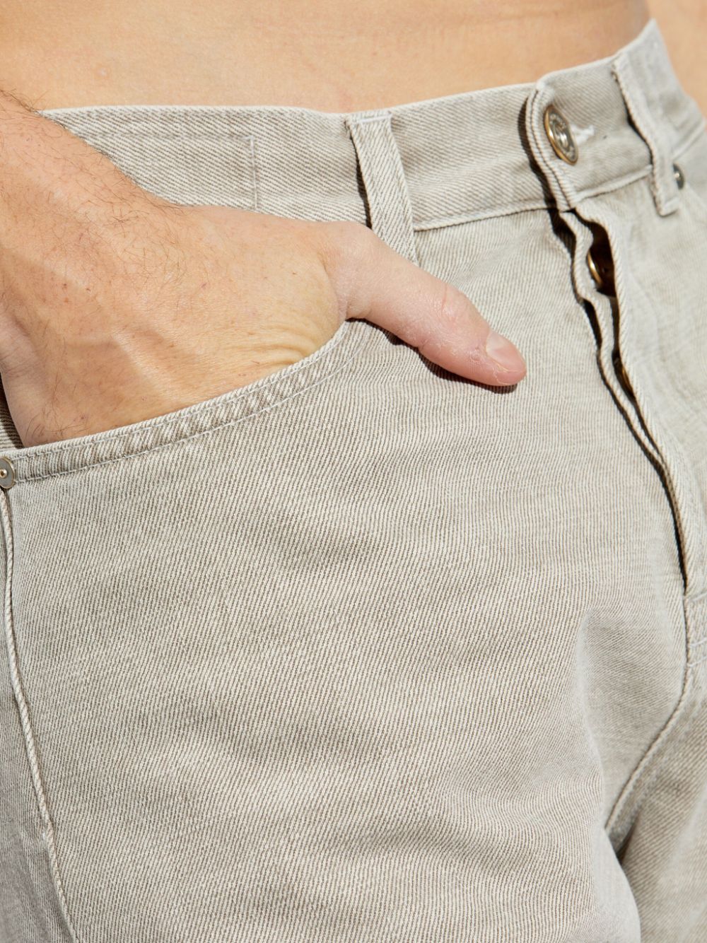 buttoned jeans