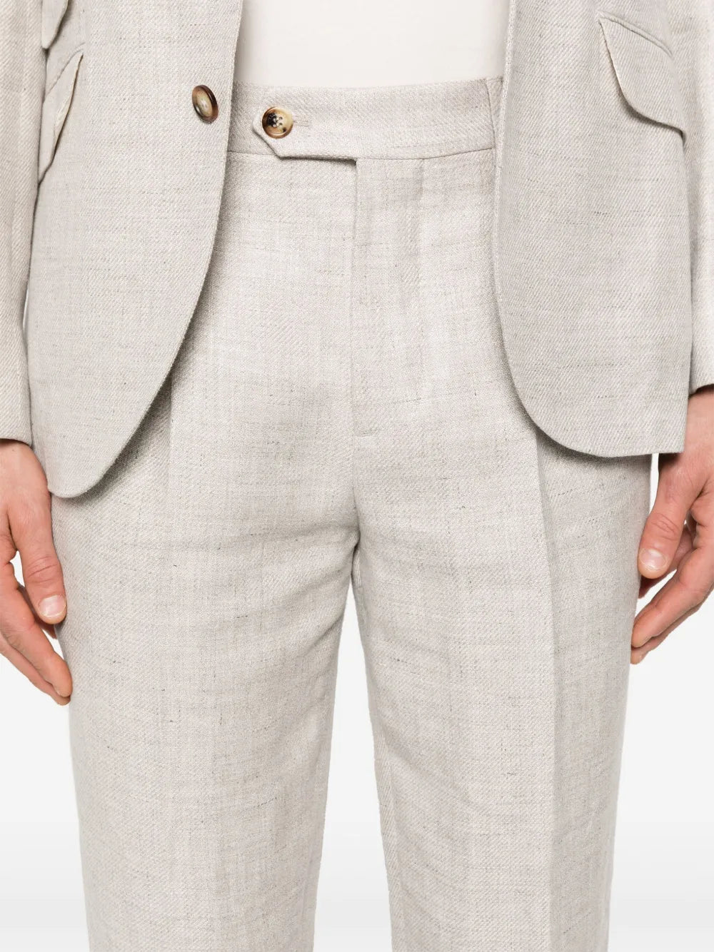 single-breasted suit