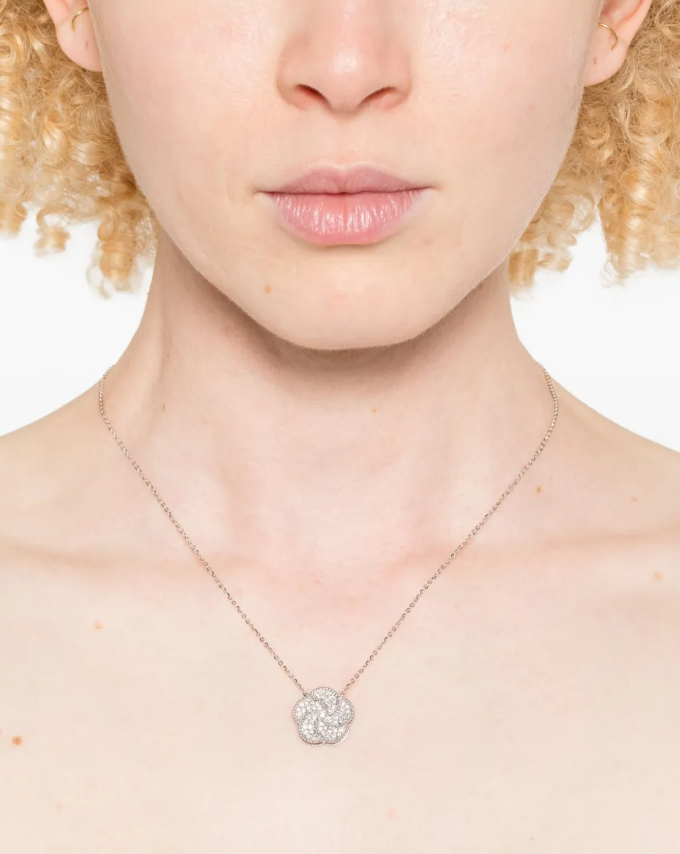 18K white gold Bloomy diamond necklace