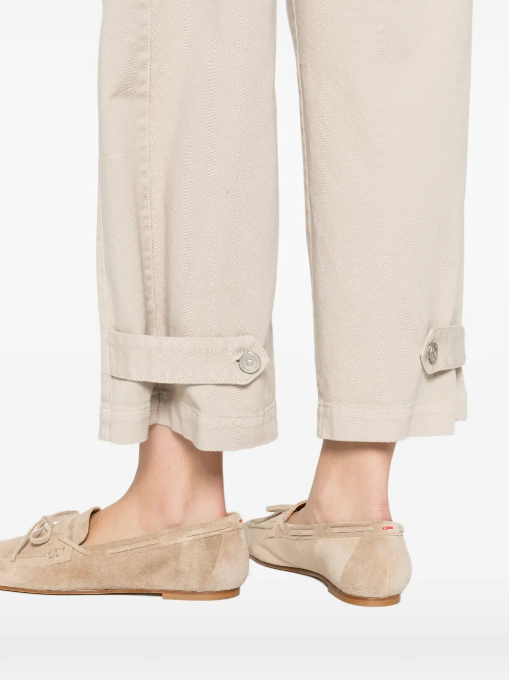 buttoned jeans