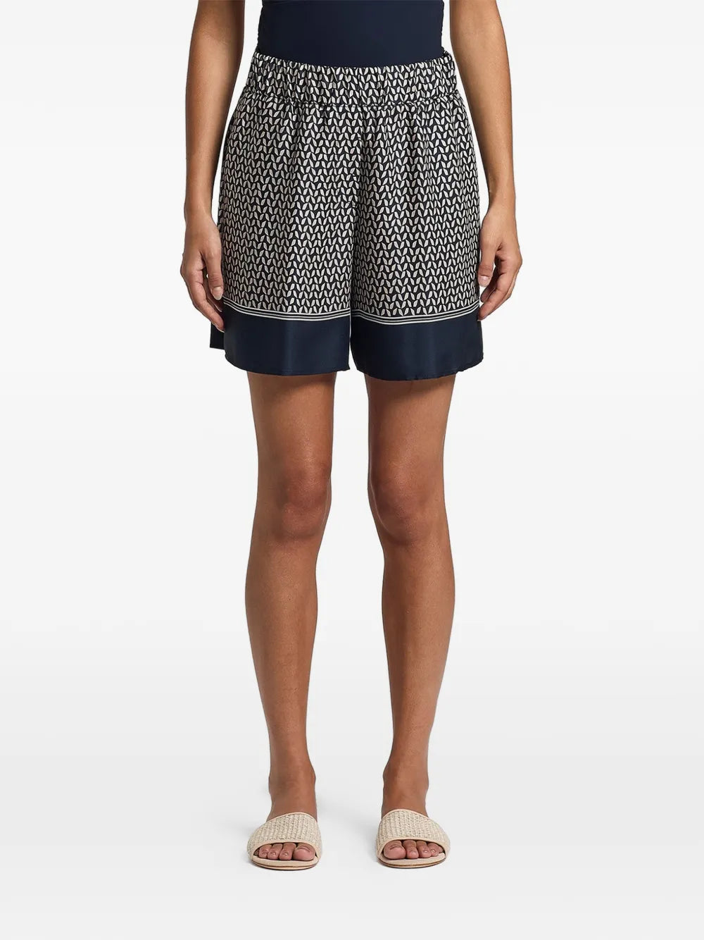 shorts con estampado geométrico