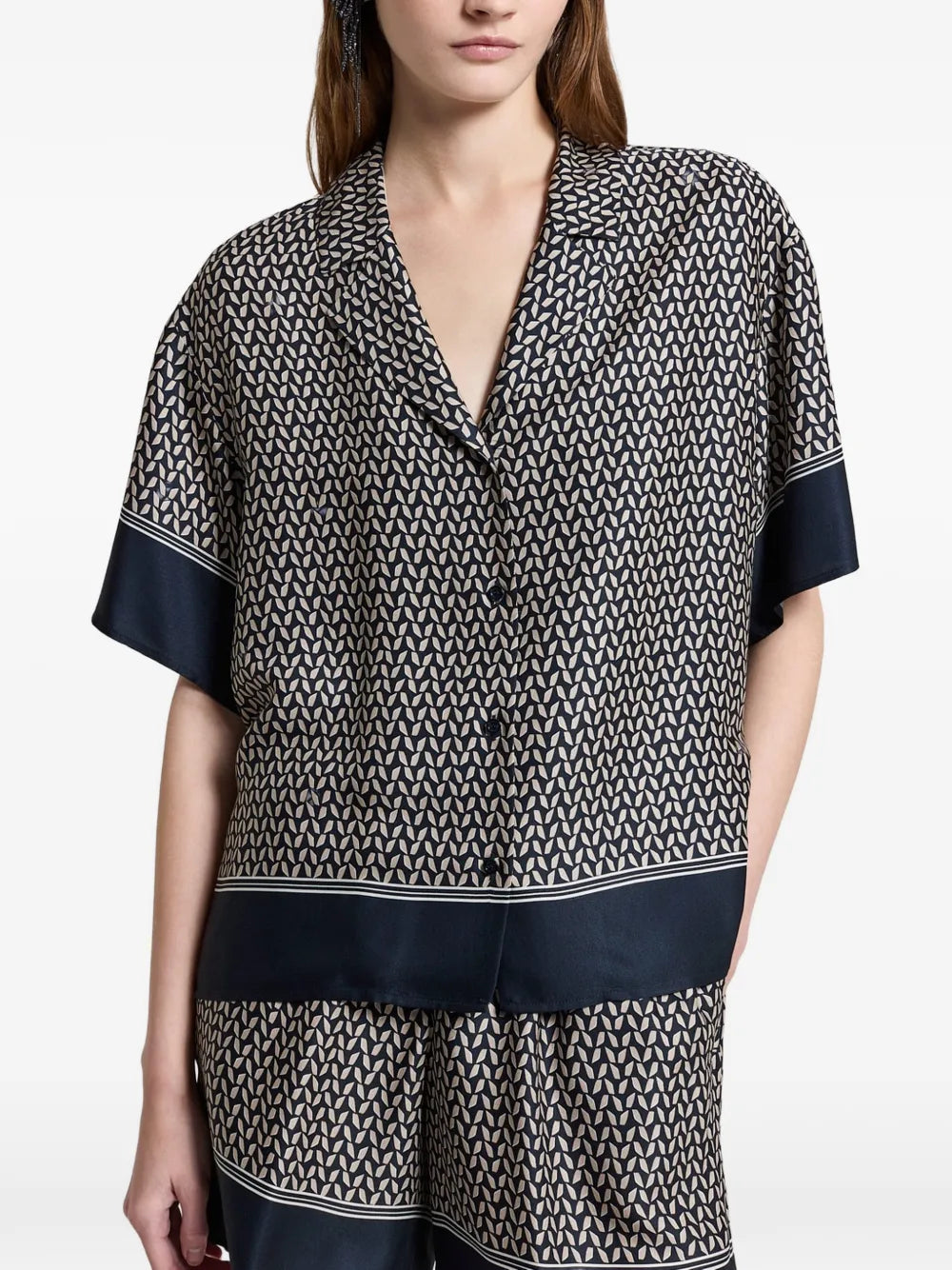 patterned top
