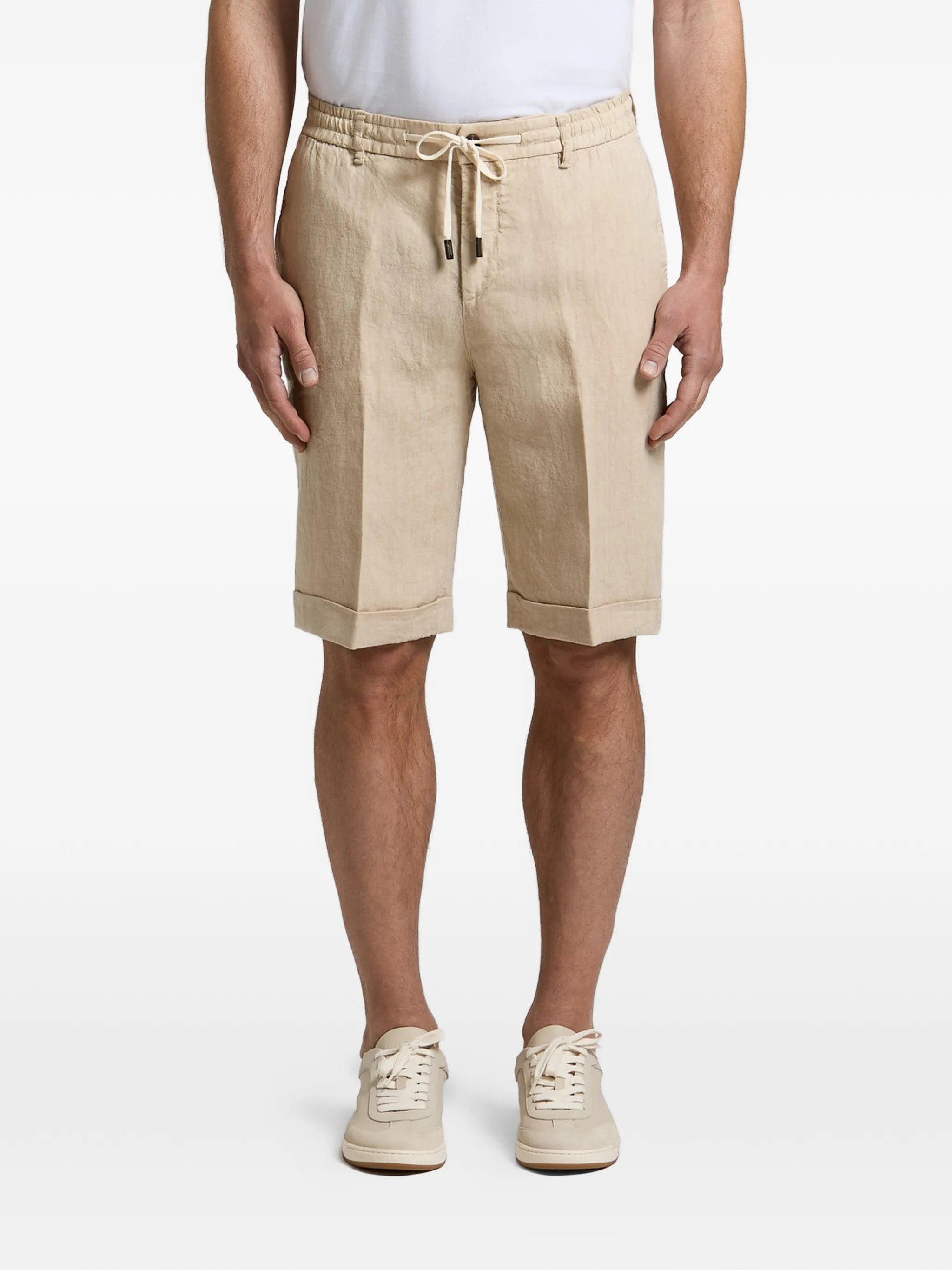 drawstring-waist turned-up shorts