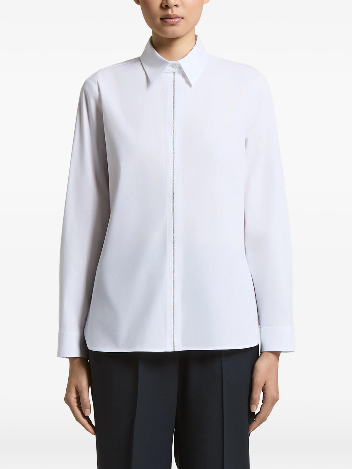 point-collar long-sleeved shirt