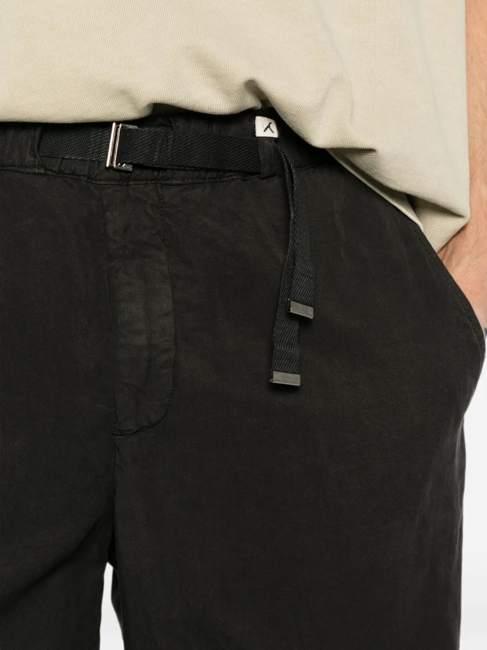belted straight-leg shorts