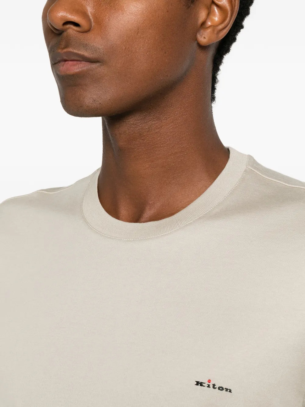 logo-embroidered T-shirt